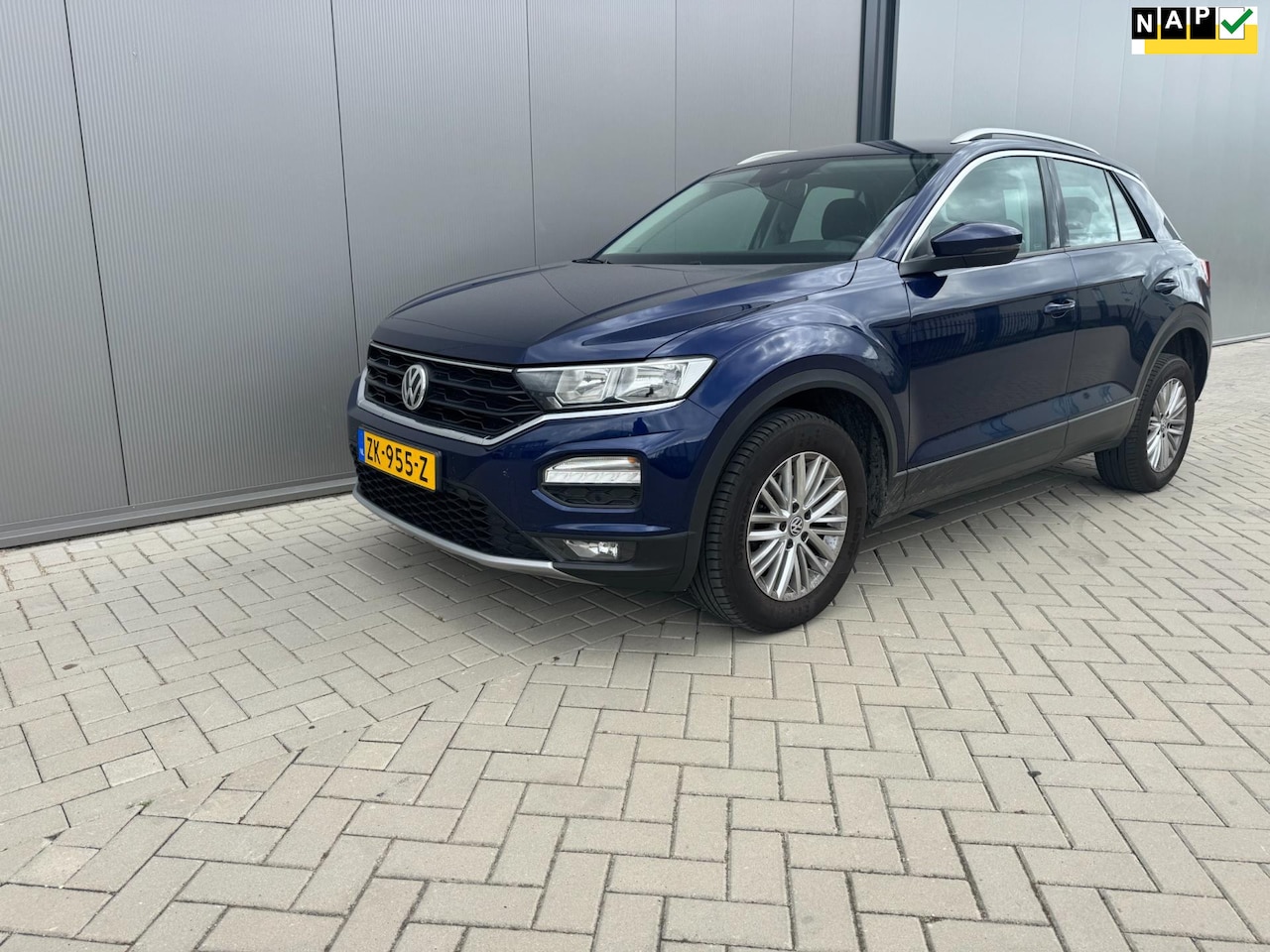 Volkswagen T-Roc - 1.6 TDI Style Business 1.6 TDI Style Business - AutoWereld.nl