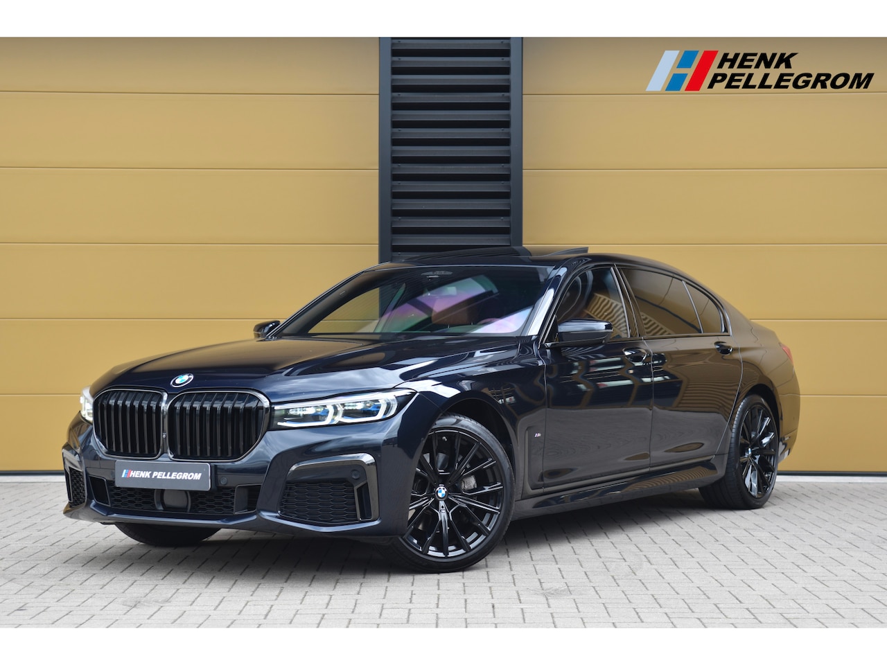 BMW 7-serie - 730Ld xDrive High Executive * M Sportpakket * Massage * Laser * Harman Kardon * 20 Inch * - AutoWereld.nl