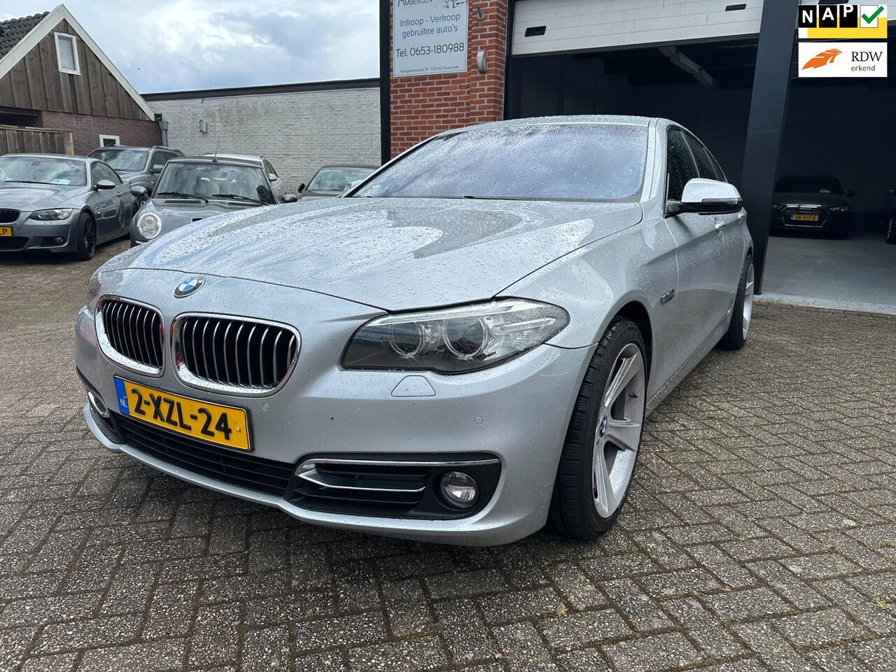 BMW 5-serie - 518d Luxury Edition AUTOMAAT-NAVI-LEDER-PDC-CRUISE - AutoWereld.nl