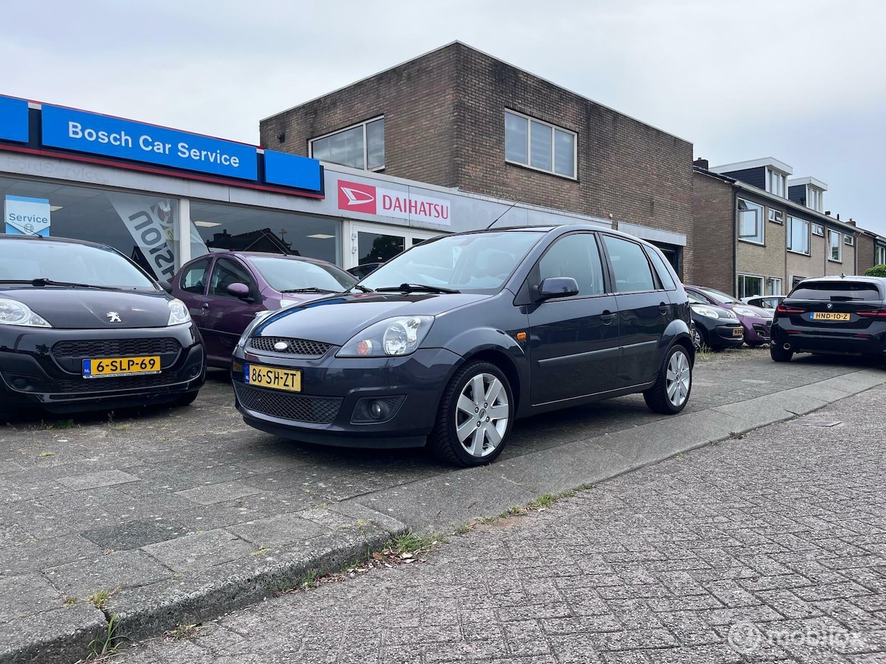 Ford Fiesta - 1.4-16V Futura | 12 MAANDEN GARANTIE - AutoWereld.nl
