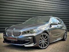 BMW 1-serie - 118i M-SPORT PANO|HUD|ACC|BLINDSPOT|CAMERA VOL
