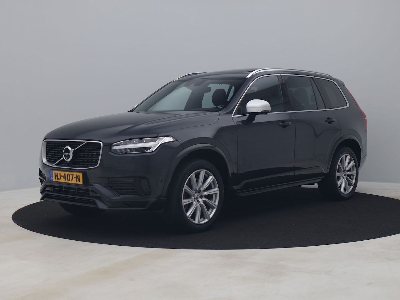 Volvo XC90 - 2.0 T8 Twin Engine AWD R-Design 7-Pers. | PANO | ADAPTIVE | HUD | MEMORY | LUCHTVERING | S - AutoWereld.nl