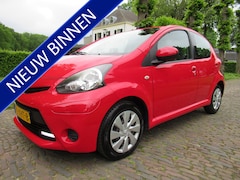 Toyota Aygo - 1.0 VVT-i Aspiration Airco 5 Drs Stuurbekrachtiging*Zuinige Auto*Apk t/m 21-6-2026