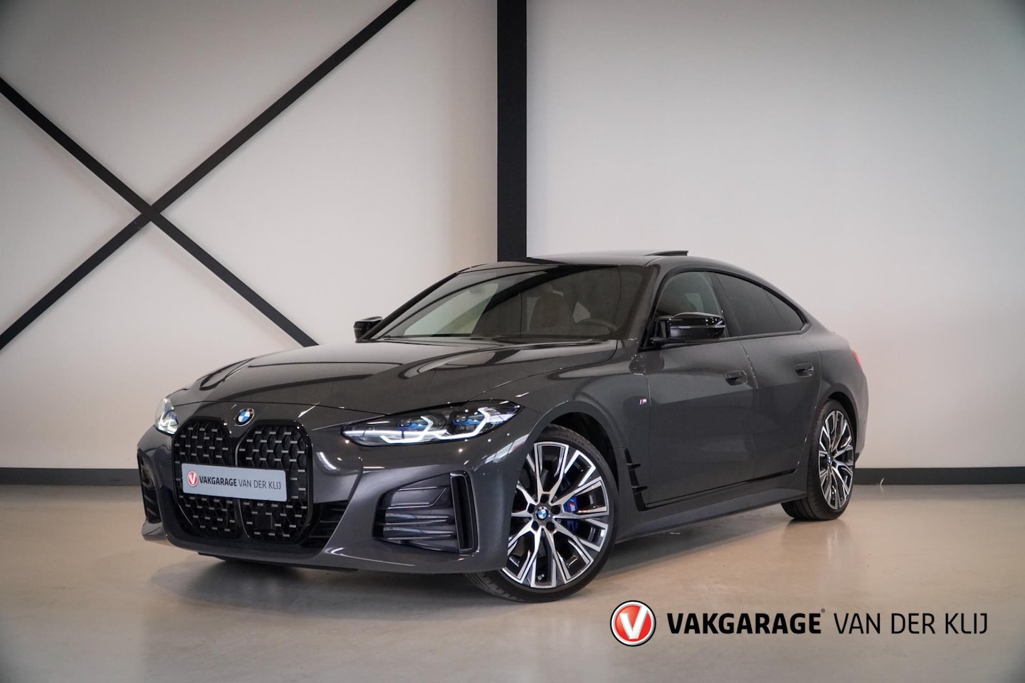 BMW 4-serie Gran Coupé - M440i xDrive M-Sport | Schuifdak | M-Seats | H/K | 20" | ACC | Trekhaak | Laser | Standkac - AutoWereld.nl