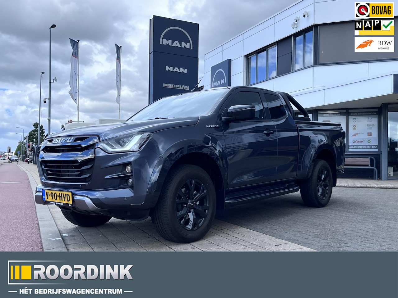 Isuzu D-Max - 1.9 Extended Cab V-Cross BPM vrij. 3500 kg trekken met deze complete wagen - AutoWereld.nl