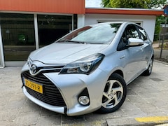 Toyota Yaris - 1.5 Hybrid Aspiration AUTOMAAT / Airco / LMV / Cruise Control / 5-deurs / Onderhoudshistor