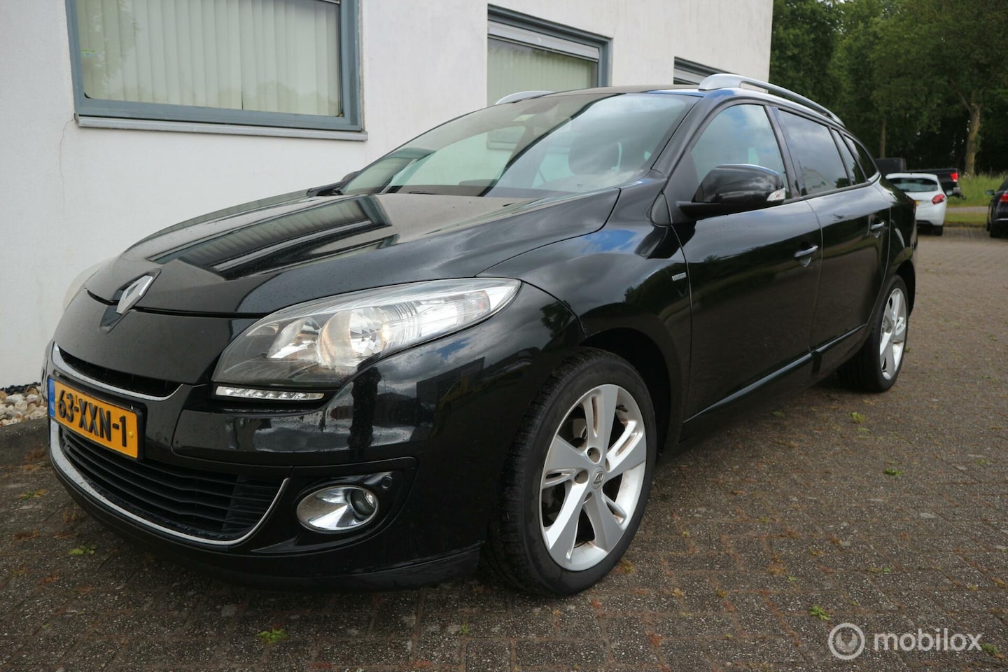 Renault Mégane Estate - 1.5 dCi Bose ECC/NAVIGATIE/PDC - AutoWereld.nl