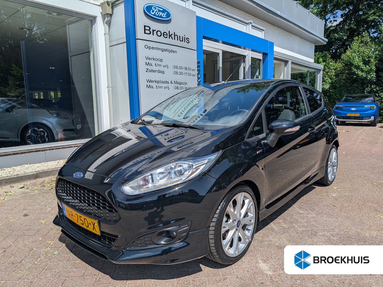 Ford Fiesta - | Advanced Technology Pack | 17" LMV | Privacy Glass | Dealer onderhouden | - AutoWereld.nl