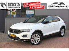 Volkswagen T-Roc - 2.0 TSI 190pk DSG 4Motion Sport , Virtual cockpit , Led verlichting, Trekhaak (afneembaar)