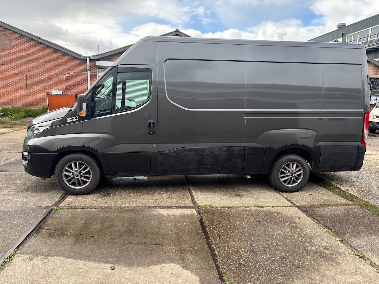Iveco Daily - 35S16V 2.3 352 H1 Automaat Trekhaak 3500 kg