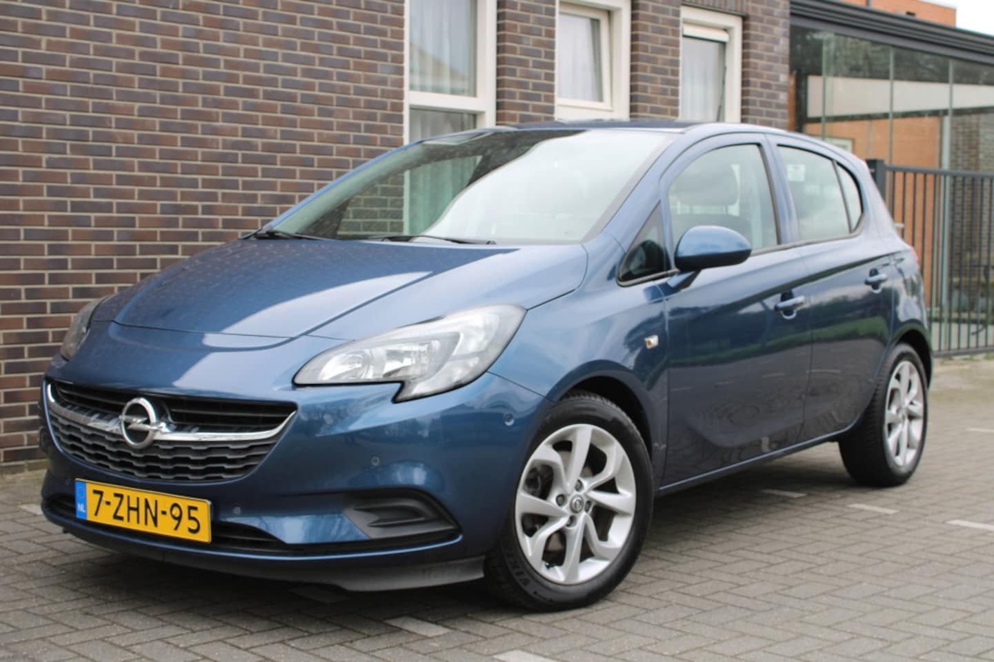 Opel Corsa - 1.0 Turbo Edition-5 drs-airco-camera-nw model - AutoWereld.nl