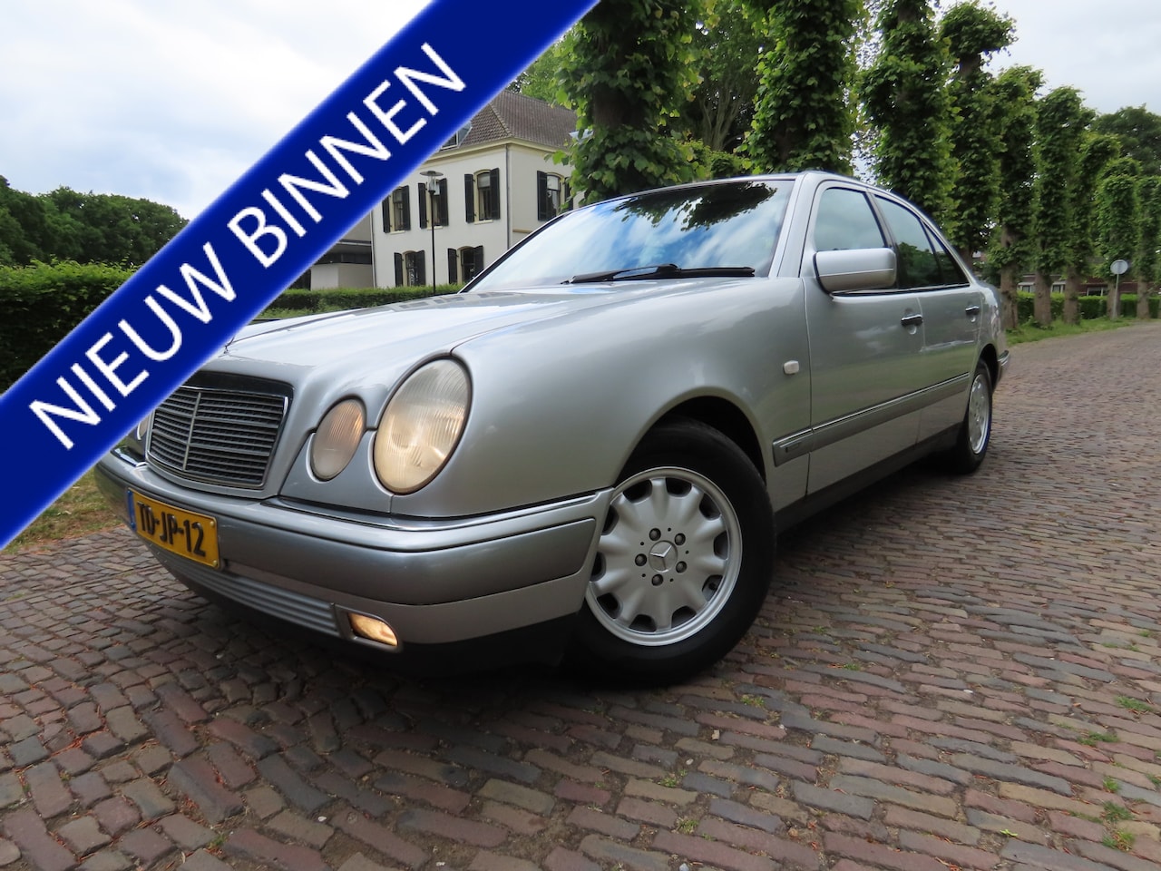 Mercedes-Benz E-klasse - 240 Avantgarde Automaat Ecc Cruisecontrol Schuif/Kanteldak Lm Velgen Trekhaak***NL Auto*** - AutoWereld.nl