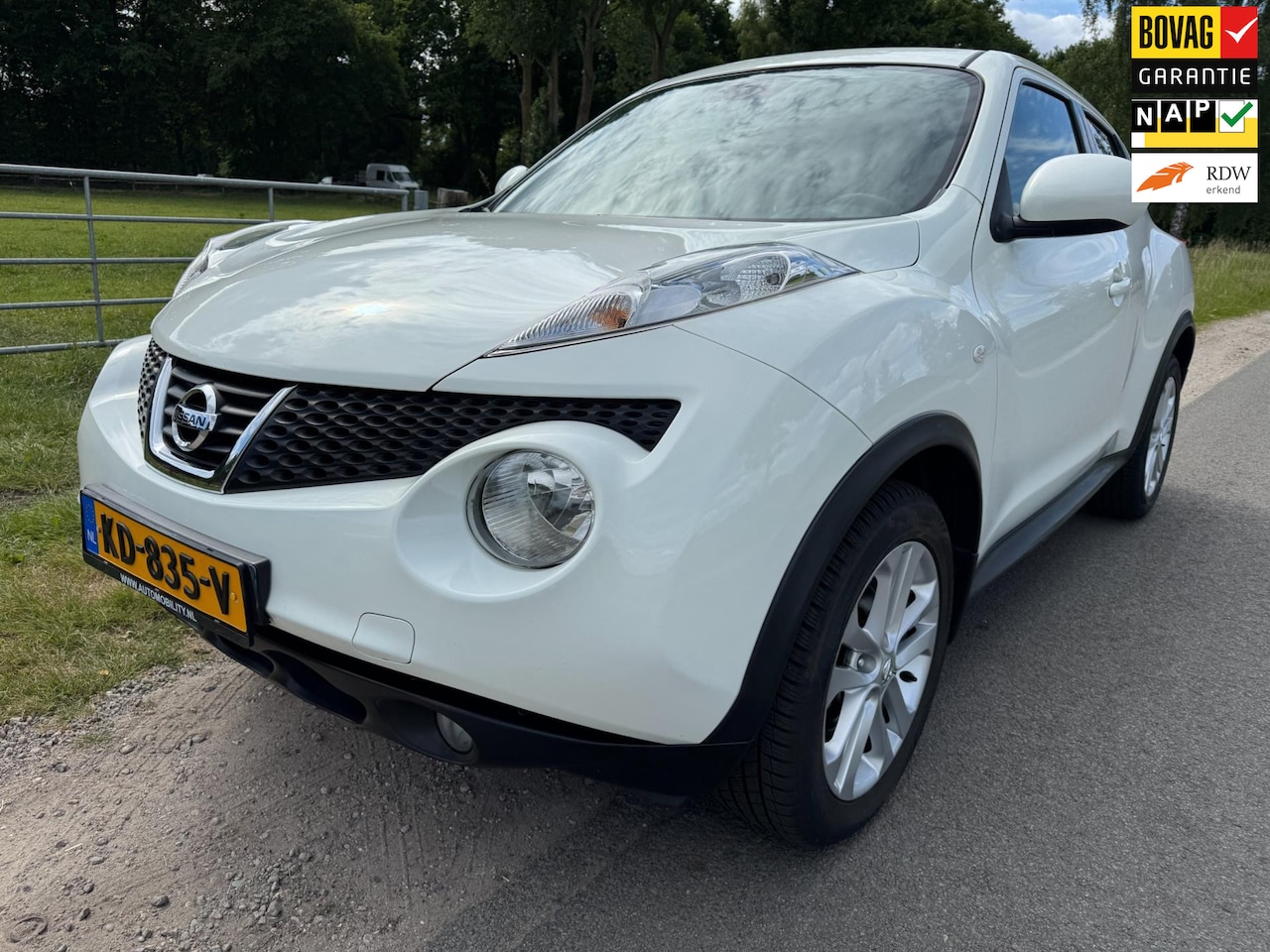 Nissan Juke - 1.6 Tekna AUTOMAAT bomvol luxe - AutoWereld.nl