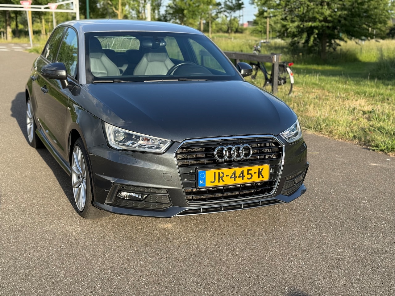 Audi A1 Sportback - 1.4 TFSI CoD Sport Pro Line S Audi A1 S-LINE | UNIEKE STOELEN | Mooie kleur | Dealeronderhouden - AutoWereld.nl