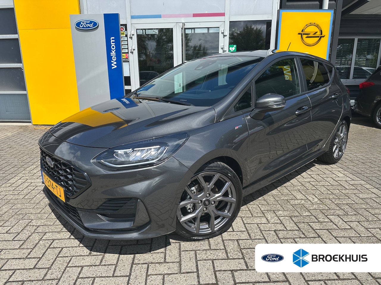 Ford Fiesta - 1.0 125PK Hybrid ST-Line | STUUR-, STOEL- EN VOORRUITVERWARMING| PARKEERSENSOREN| LED| KEY - AutoWereld.nl