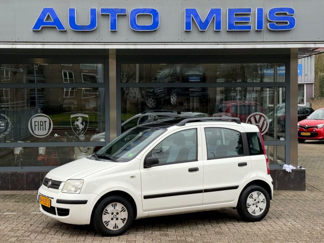 Fiat Panda - 1.2 Sky Panoramadak Airco - AutoWereld.nl