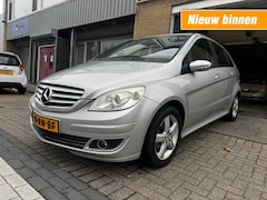 Mercedes-Benz B-klasse - B170 RIJDT GOED AIRCO INRUIL KOOPJE NAP