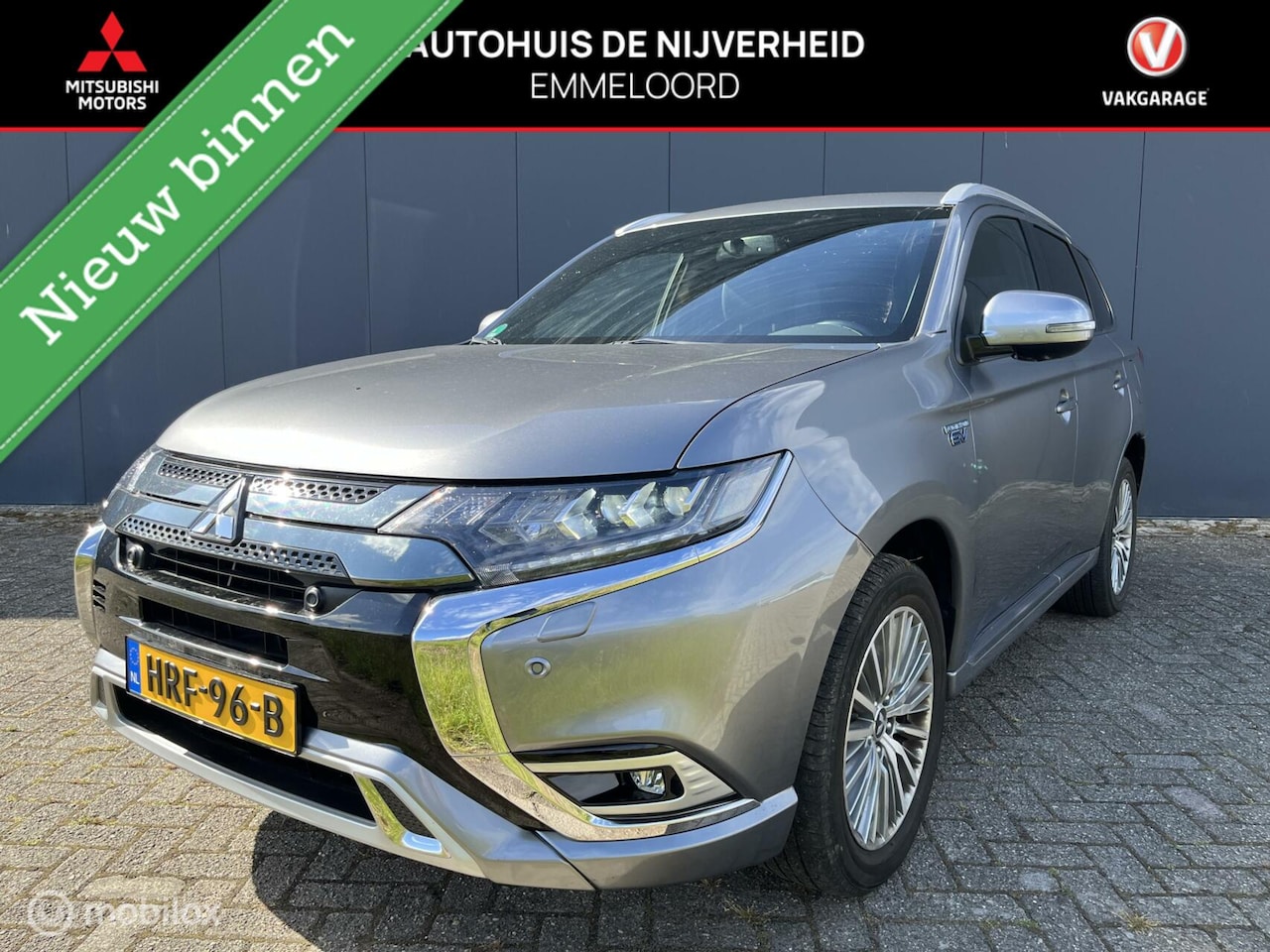 Mitsubishi Outlander - 2.4 PHEV Instyle|Leder|Carplay - AutoWereld.nl