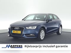 Audi A3 Sportback - 1.4 TFSI 122pk H6 Attraction Pro Line Trekhaak Parkeersensoren Navigatie