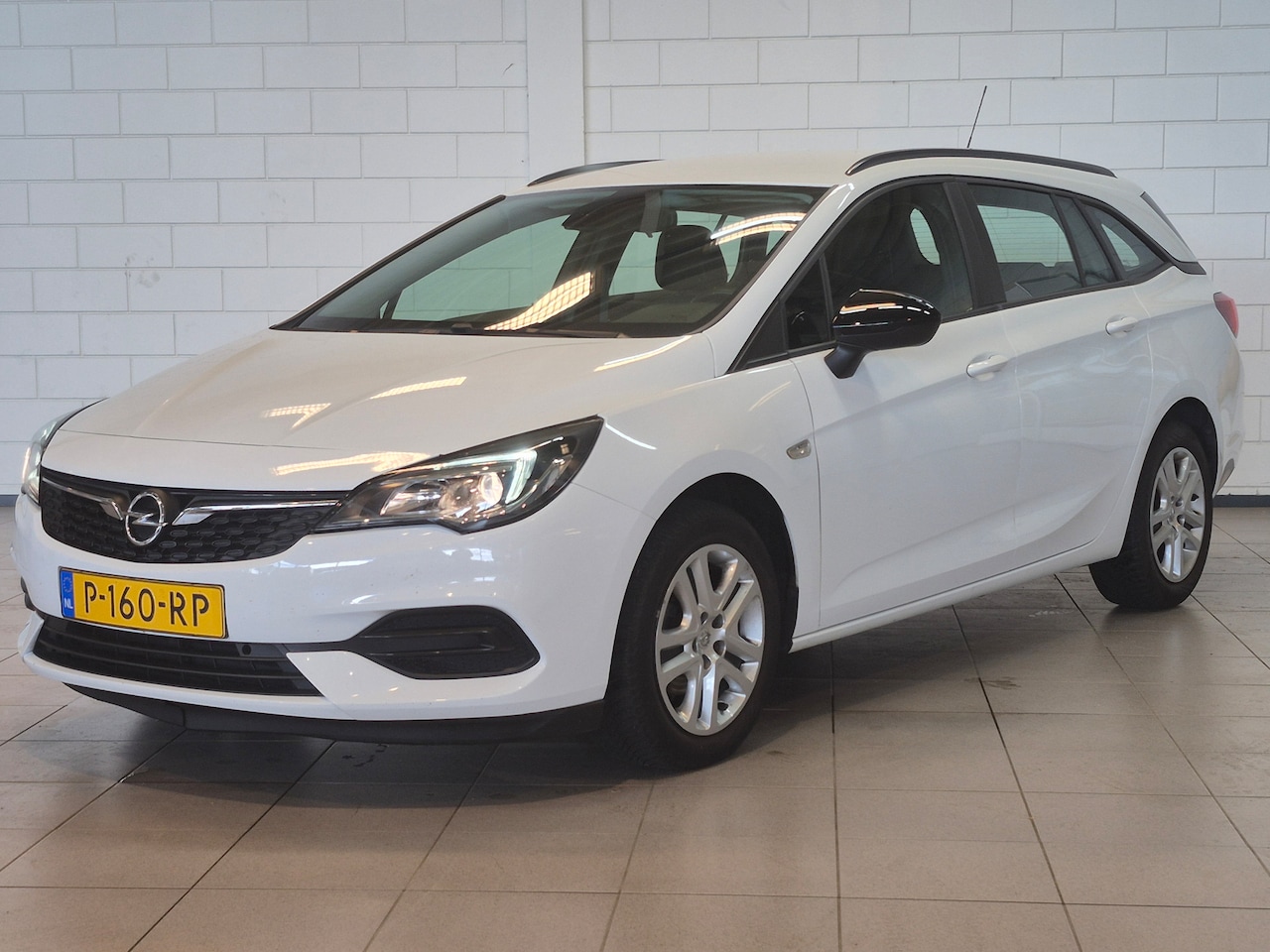 Opel Astra Sports Tourer - 1.2 Edition 1.2 Edition - AutoWereld.nl
