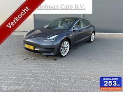 Tesla Model 3 - Standard RWD Plus 60 kWh Grijs AUTOPILOT Trekhaak Inclusief BTW SOH 86.8%