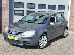 Volkswagen Golf - 1.6 FSI Trendline 5-Deurs Automaat