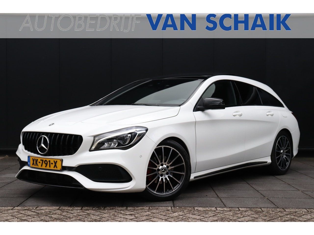 Mercedes-Benz CLA-klasse Shooting Brake - 180 AMG Night Upgrade | AUT | PANO-DAK | NAVI | CAMERA | LMV | CRUISE | LEDER - AutoWereld.nl