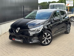 Renault Clio - 1.0 TCe Limited Automaat Camera Cruise control Line-assist LED