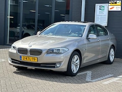 BMW 5-serie - 520i/2E EIG/PANO-DAK/LEDER/NAVI/NL-AUTO NAP