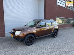 Dacia Duster - 1.6 Lauréate 2wd Airco Isofix Leder Lmv Nap