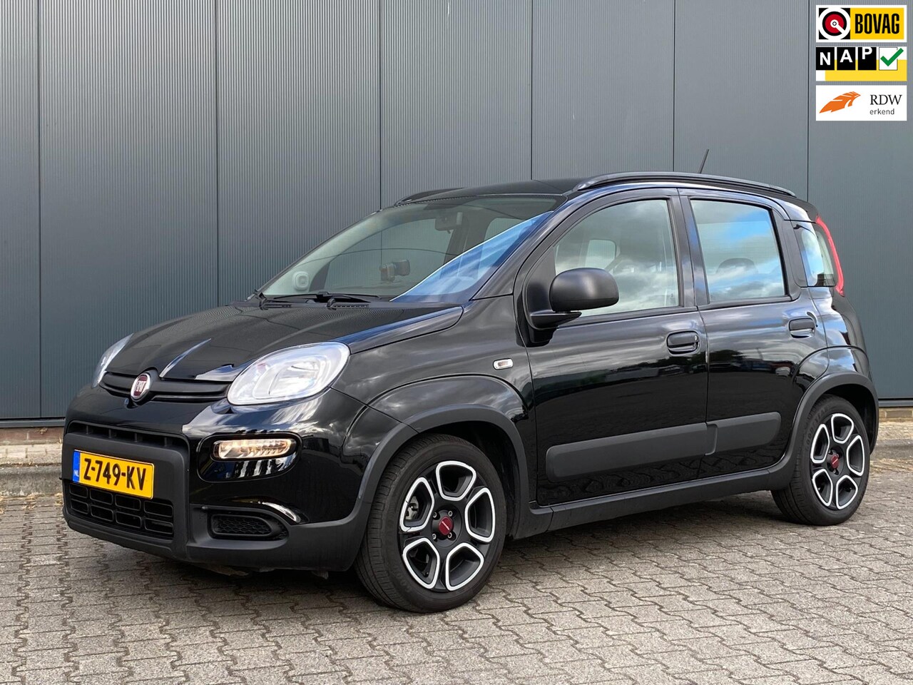 Fiat Panda - 1.0 Hybrid City Life | 5-persoons | Airco | Telefoon | DAB+ | Garantie - AutoWereld.nl