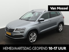 Skoda Karoq - 1.5 TSI ACT Business Edition Plus | TREKHAAK | KEYLESS | CLIMATE CONTROL | CAMERA | NAVIGA