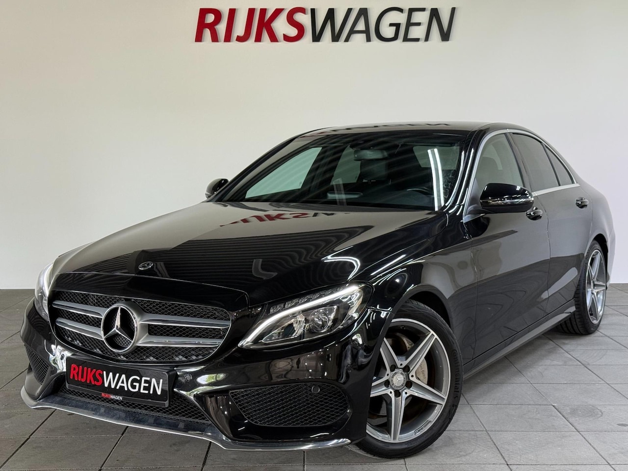 Mercedes-Benz C-klasse - 180 AMG-pakket/NAP/Trekhaak - AutoWereld.nl