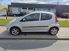 Peugeot 107 - 1.0-12V Sublime
