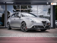Alfa Romeo Giulietta - 1.7 TBi Quadrifoglio Verde Launch no. 710 Edition|Kuipstoelen|Schuif/kantel|Automaat|PDC|N