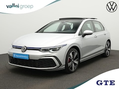 Volkswagen Golf - GTE 1.4 eHybrid 245 pk DSG | IQ Light | Panoramadak | Trekhaak | Stuur-/stoelverwarming |