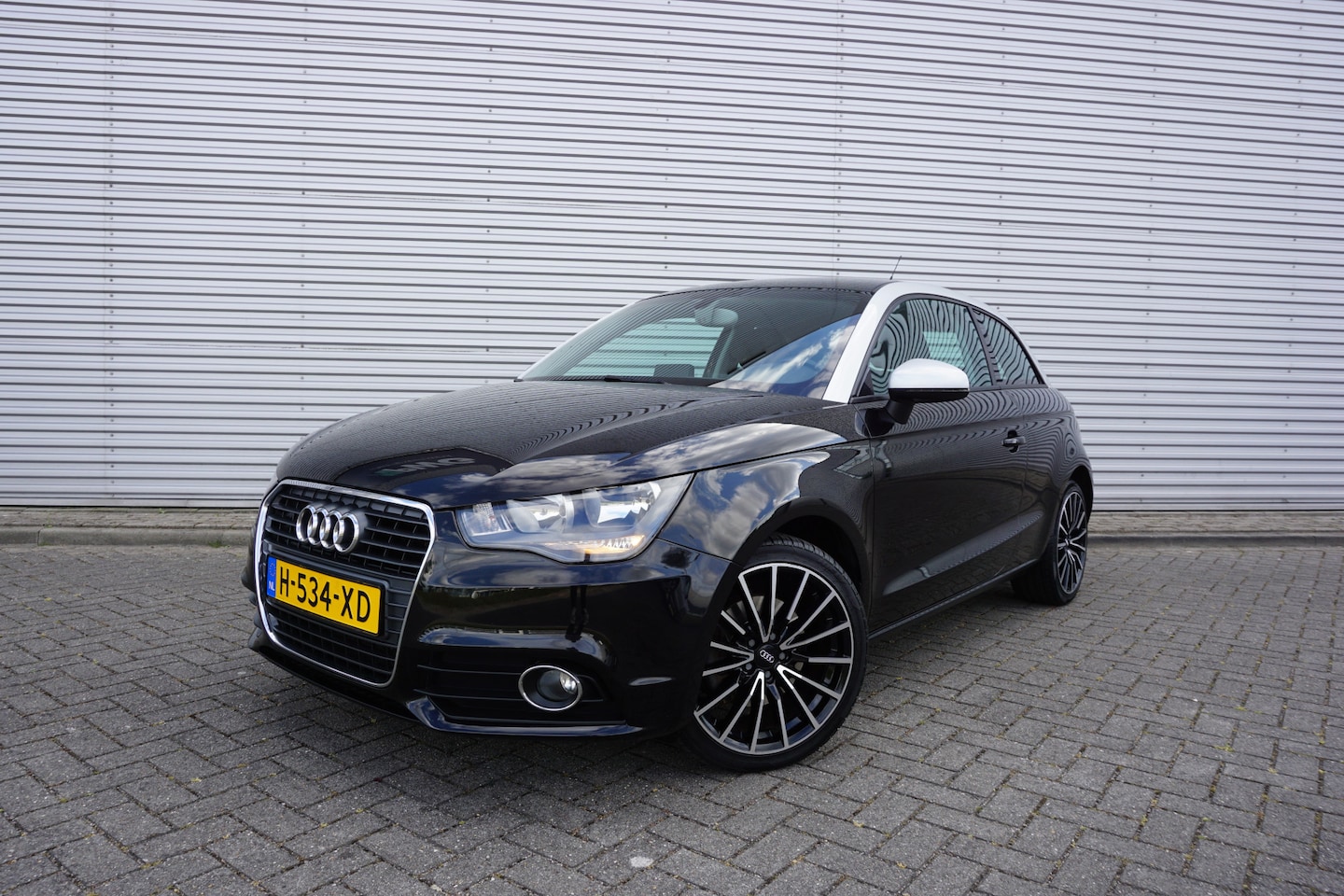 Audi A1 - 1.4 TFSI Attraction Airco / Navi / Parkeers. / Elektr. ramen - AutoWereld.nl