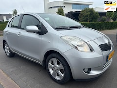 Toyota Yaris - 1.3 VVTi automaat 96000 km nieuwe a.p.k airco