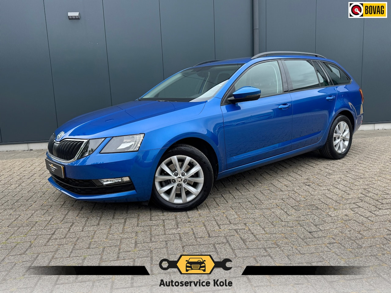 Skoda Octavia Combi - 1.0 TSI * Cruise * PDC * Trekhaak * AppleCarPlay * - AutoWereld.nl