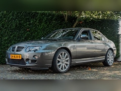 MG ZT - 4.6 V8 260