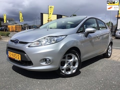 Ford Fiesta - 1.25 Titanium I 1e Eigen I New Distributie + Kln Brt I 5 Drs I Airco I 15inch I Xenon I Co
