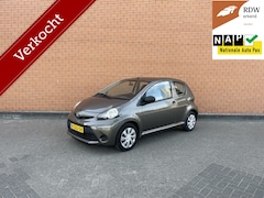 Toyota Aygo - 1.0 Now 50DKM | NAP | AIRCO | DEALER | LAGE KM |