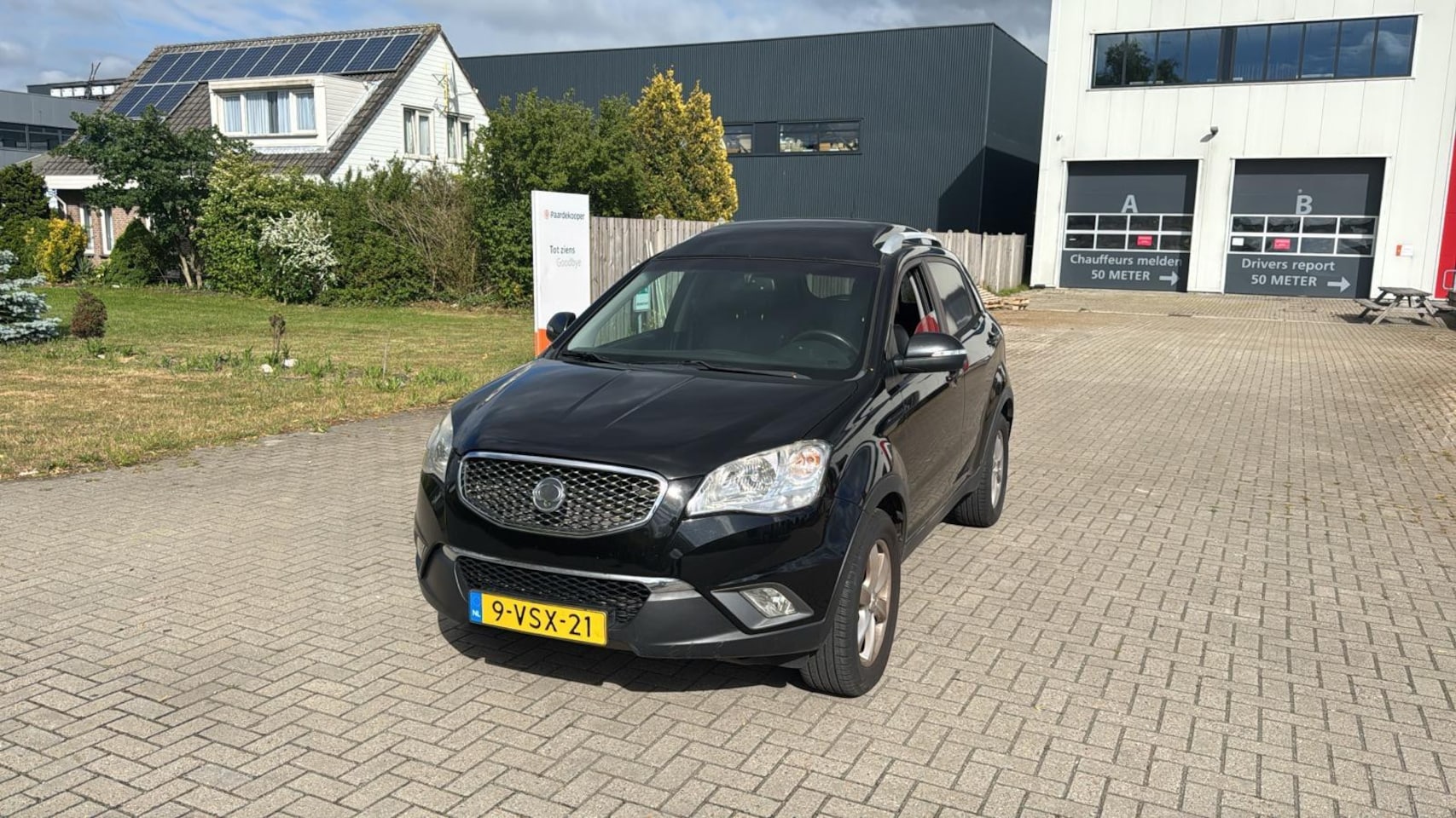 SsangYong Korando - 2.0 XDI Sapphire HR Automaat Airco Zwart 2012 - AutoWereld.nl