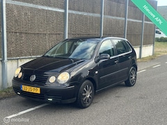 Volkswagen Polo - 1.4-16V Comfortline NAP/AIRCO/NWEAPK