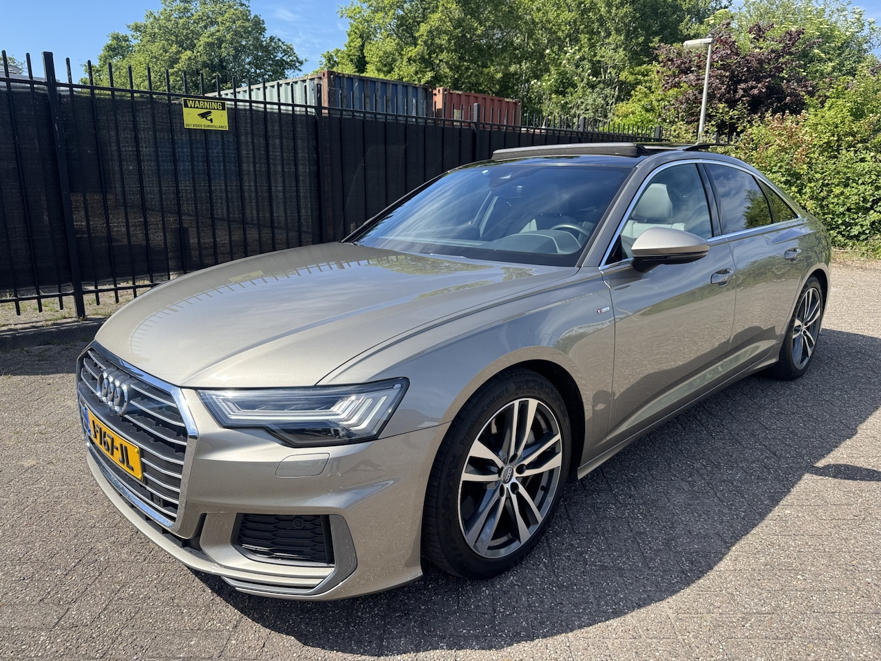 Audi A6 Limousine - 50 TFSI e quattro S edition Pano/Carplay NL Auto - AutoWereld.nl