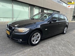 BMW 3-serie Touring - 320i Business Line AUTOMAAT CLIMAT BJ 6-2010 APK 2-2026