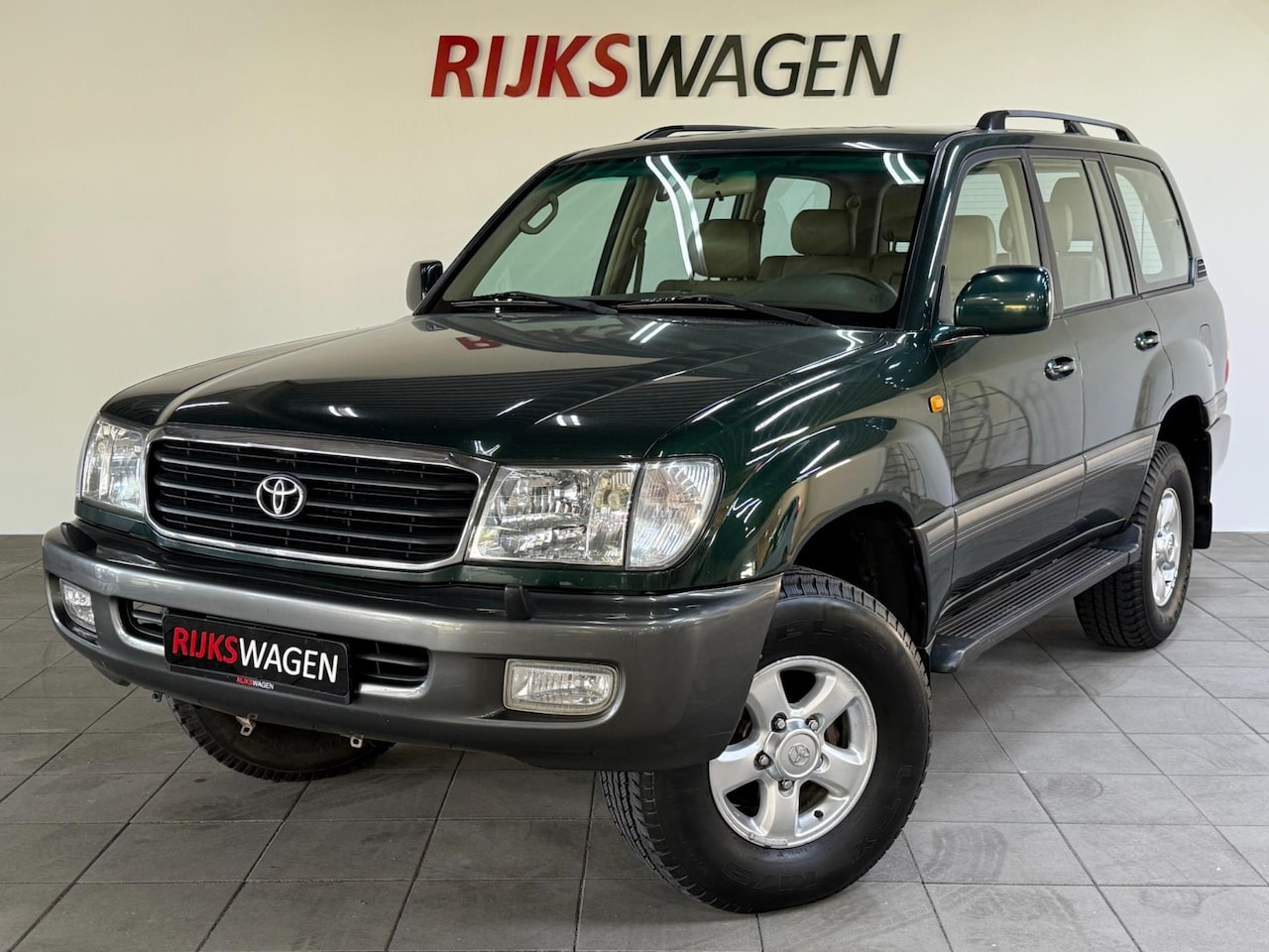 Toyota Land Cruiser 100 - 4.7i V8 Executive 7P - AutoWereld.nl