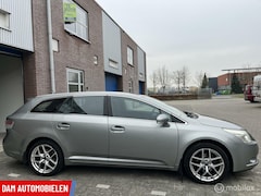 Toyota Avensis Wagon - 1.8VVTi Automaat, Camera, Navi, Cruis C, 18" LMV Navigatie Complete auto met de NAP en all