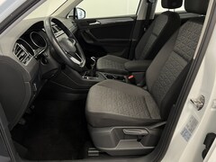 Volkswagen Tiguan - 1.5 TSI Life Business / 150PK / NAVI / STOEL-STUURVERW. / PDC / 1800KG TREKG