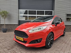 Ford Fiesta - | Nieuwe motor | Airco | 1.0 EcoB. Black Edit
